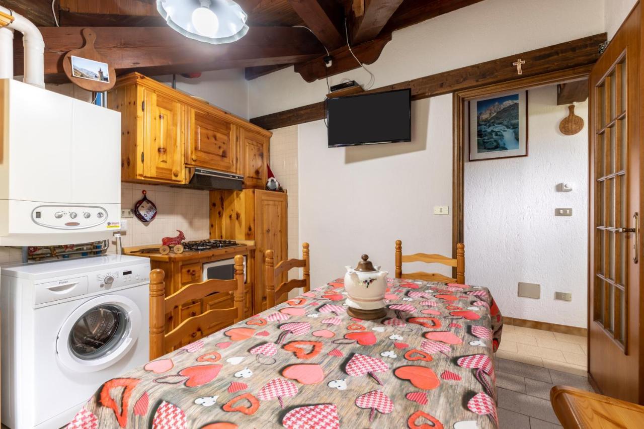 Maison Courthoud Ad Uso Turistico - Vda - N 0002 Holiday home